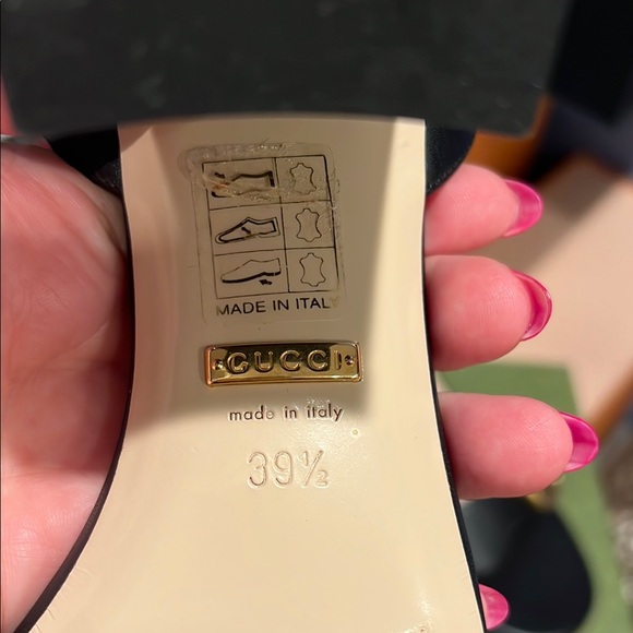 Gucci Black and Gold Heeled Sandals - Picture 3 of 7